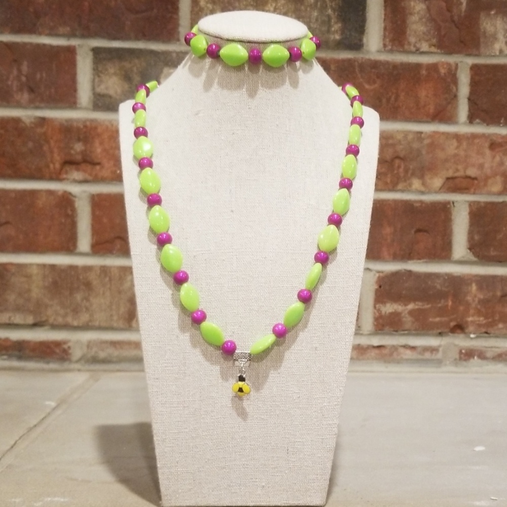 Lime and Fuchsia Beaded Necklace w/Bracelet